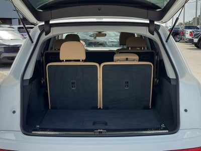 2020 Audi Q7 Premium Plus