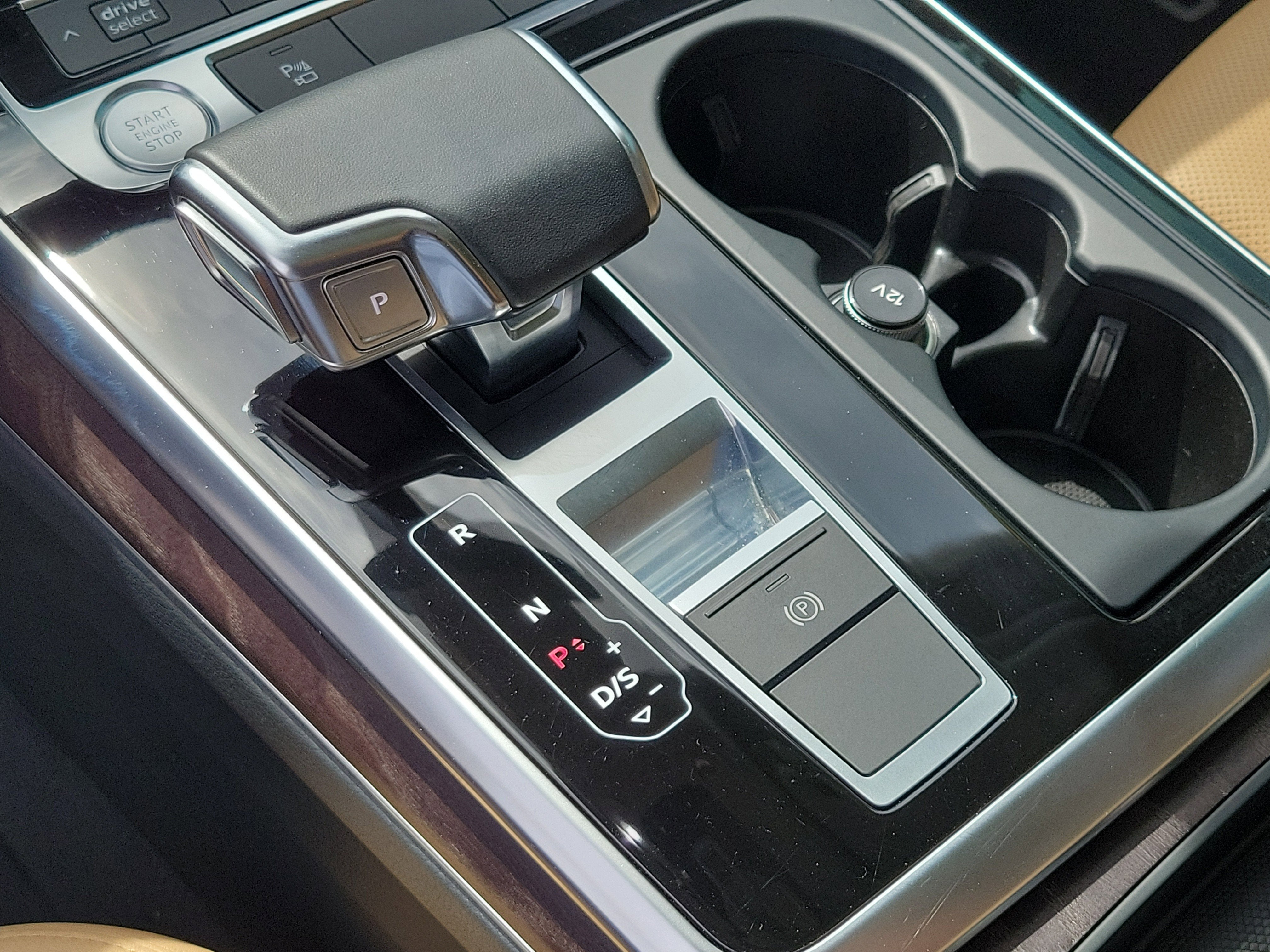 2020 Audi Q7 Premium Plus