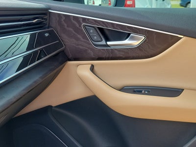 2020 Audi Q7 Premium Plus