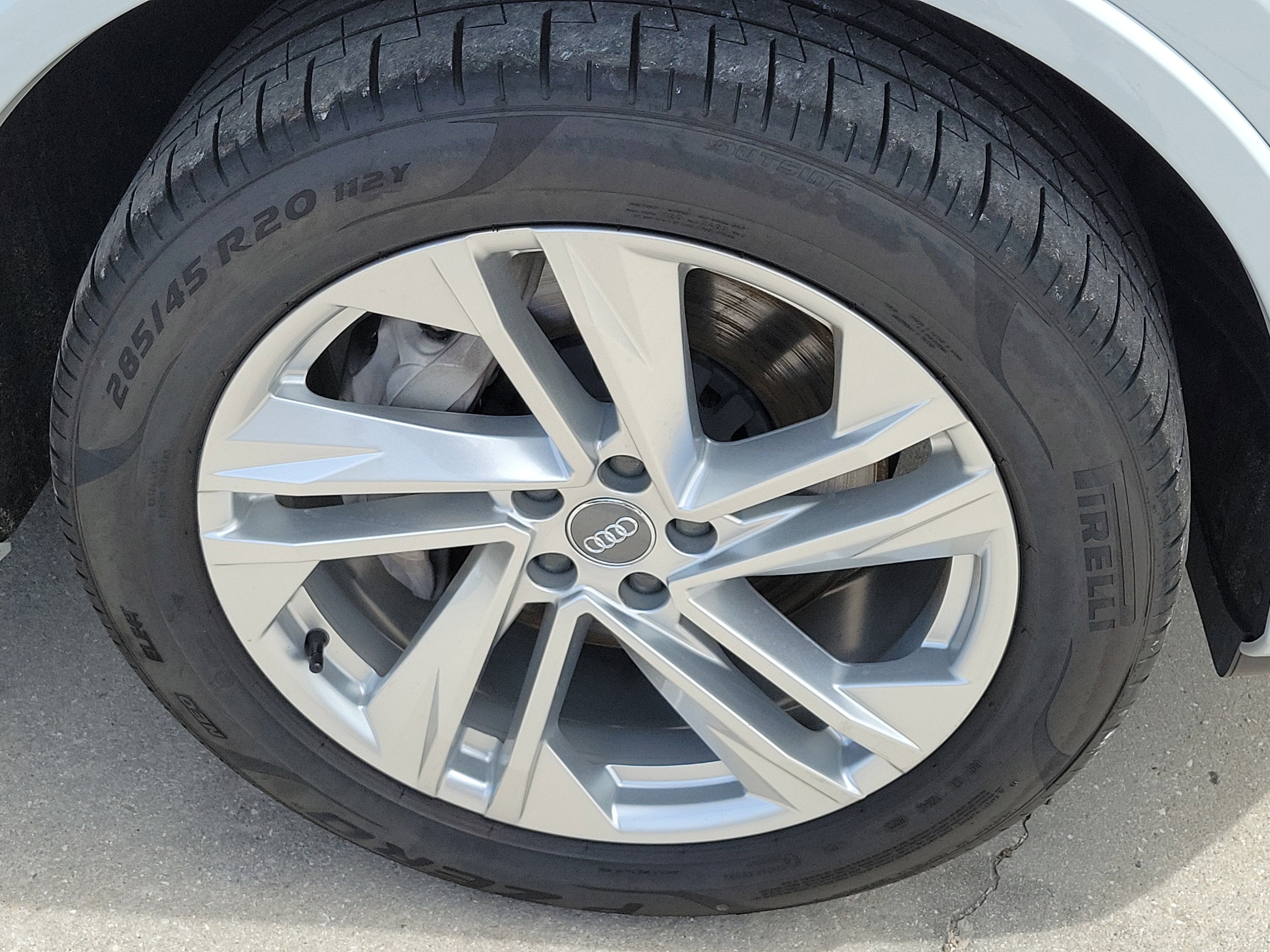 2020 Audi Q7 Premium Plus