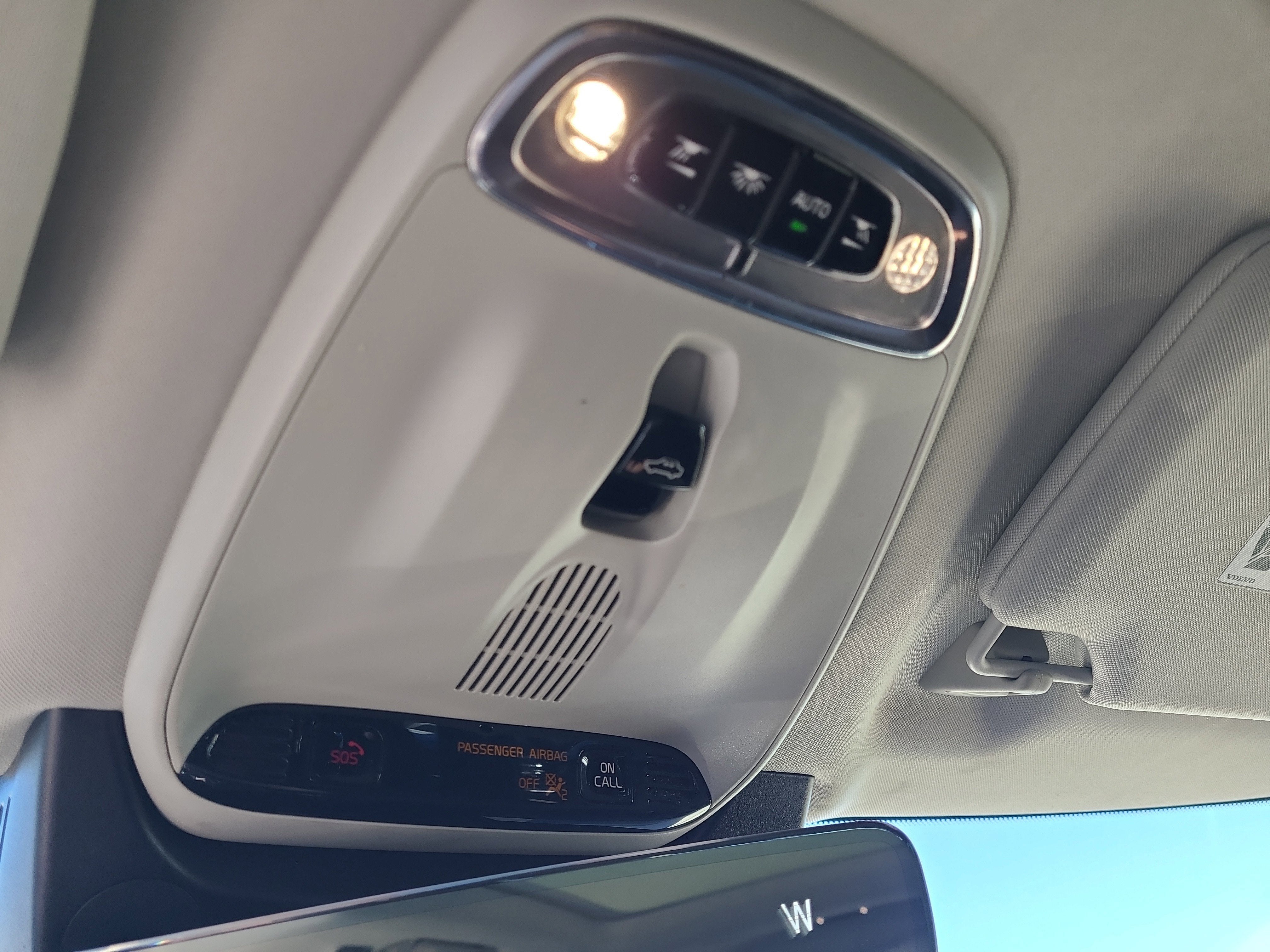 2020 Volvo XC90 Momentum