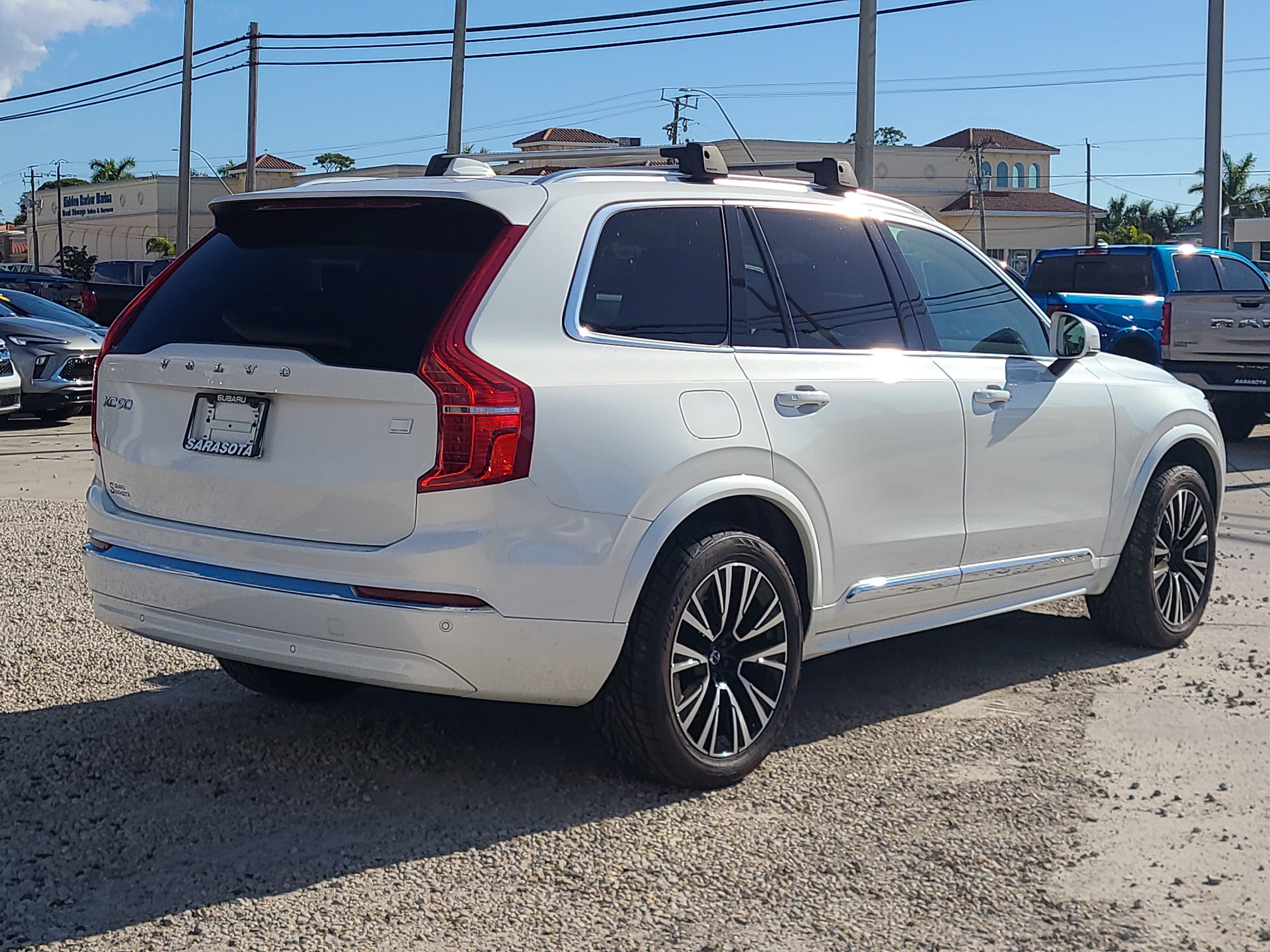 2023 Volvo XC90 Recharge Plug-In Hybrid Core Bright Theme
