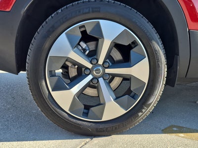 2023 Volvo XC40 Plus Dark Theme