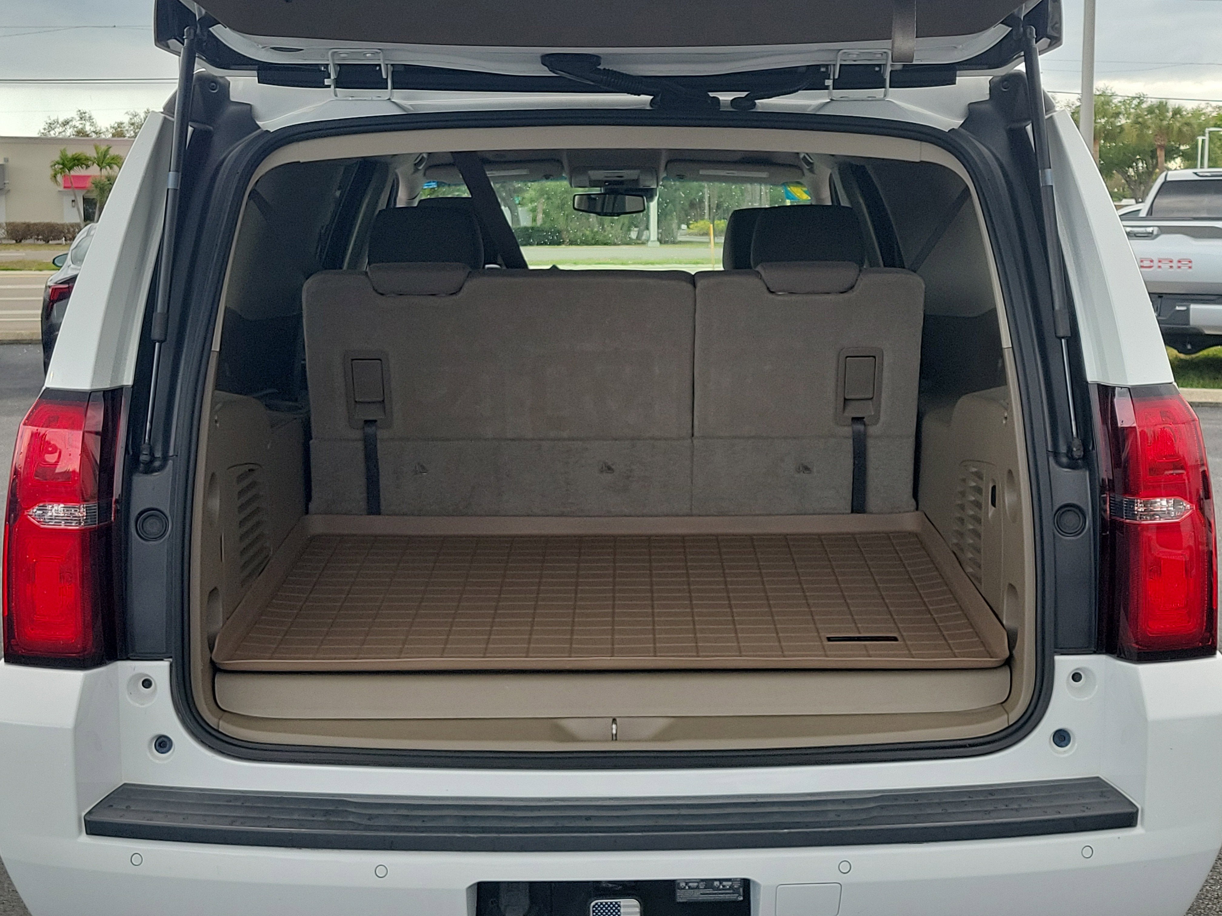 2019 Chevrolet Suburban LS