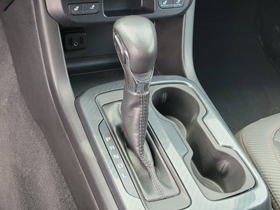 2022 GMC Canyon 4WD AT4 w/Cloth