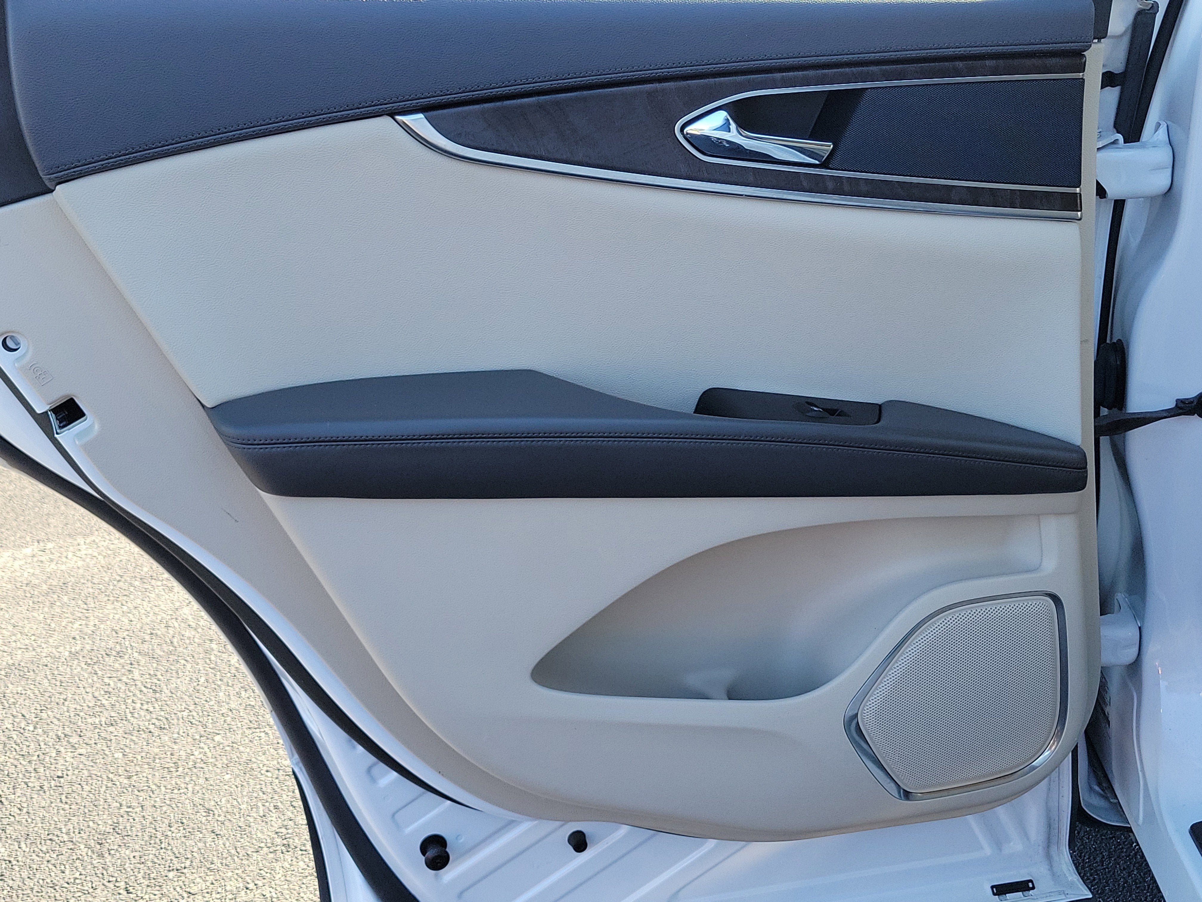 2019 Lincoln Nautilus Select