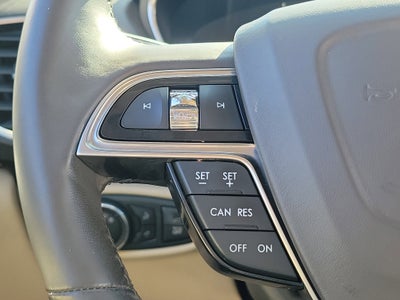 2019 Lincoln Nautilus Select