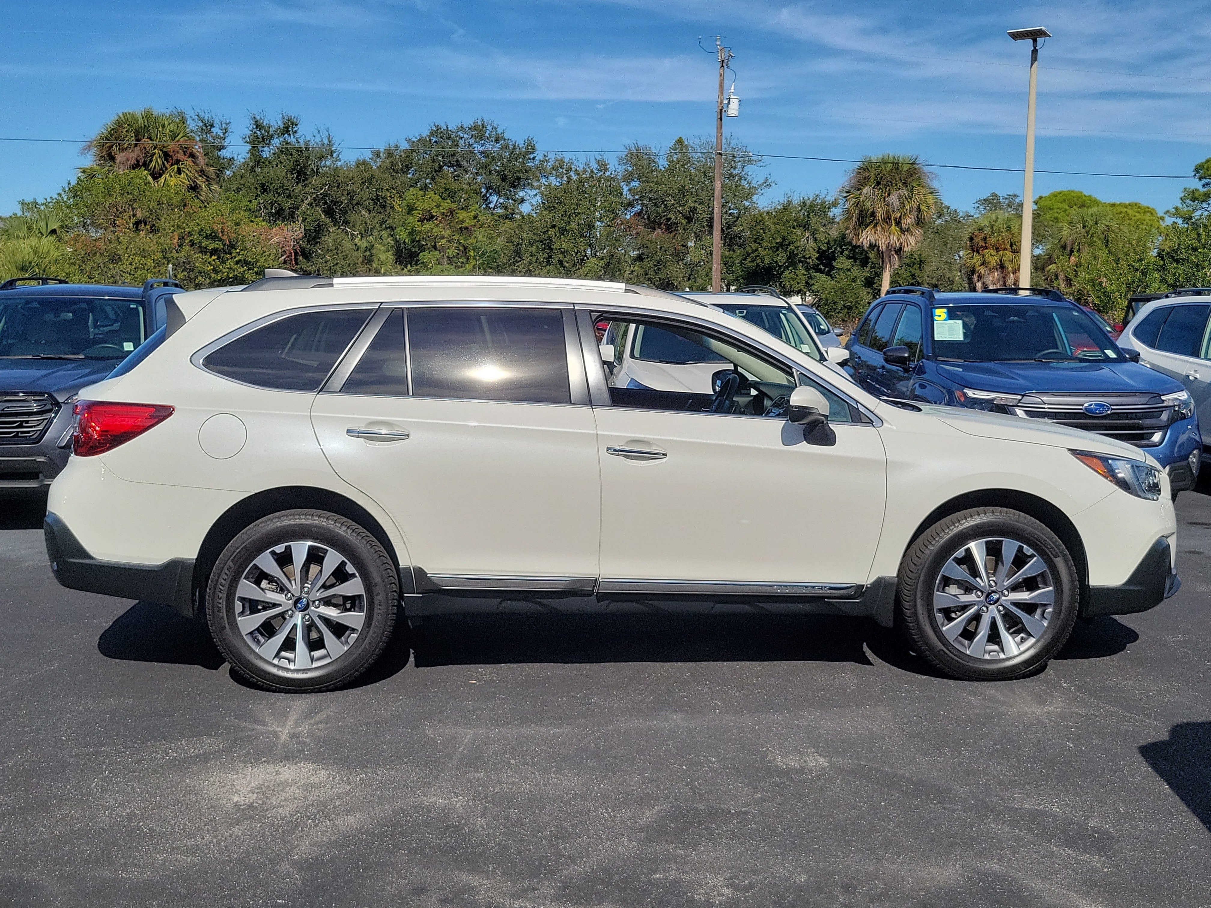 2019 Subaru Outback Touring