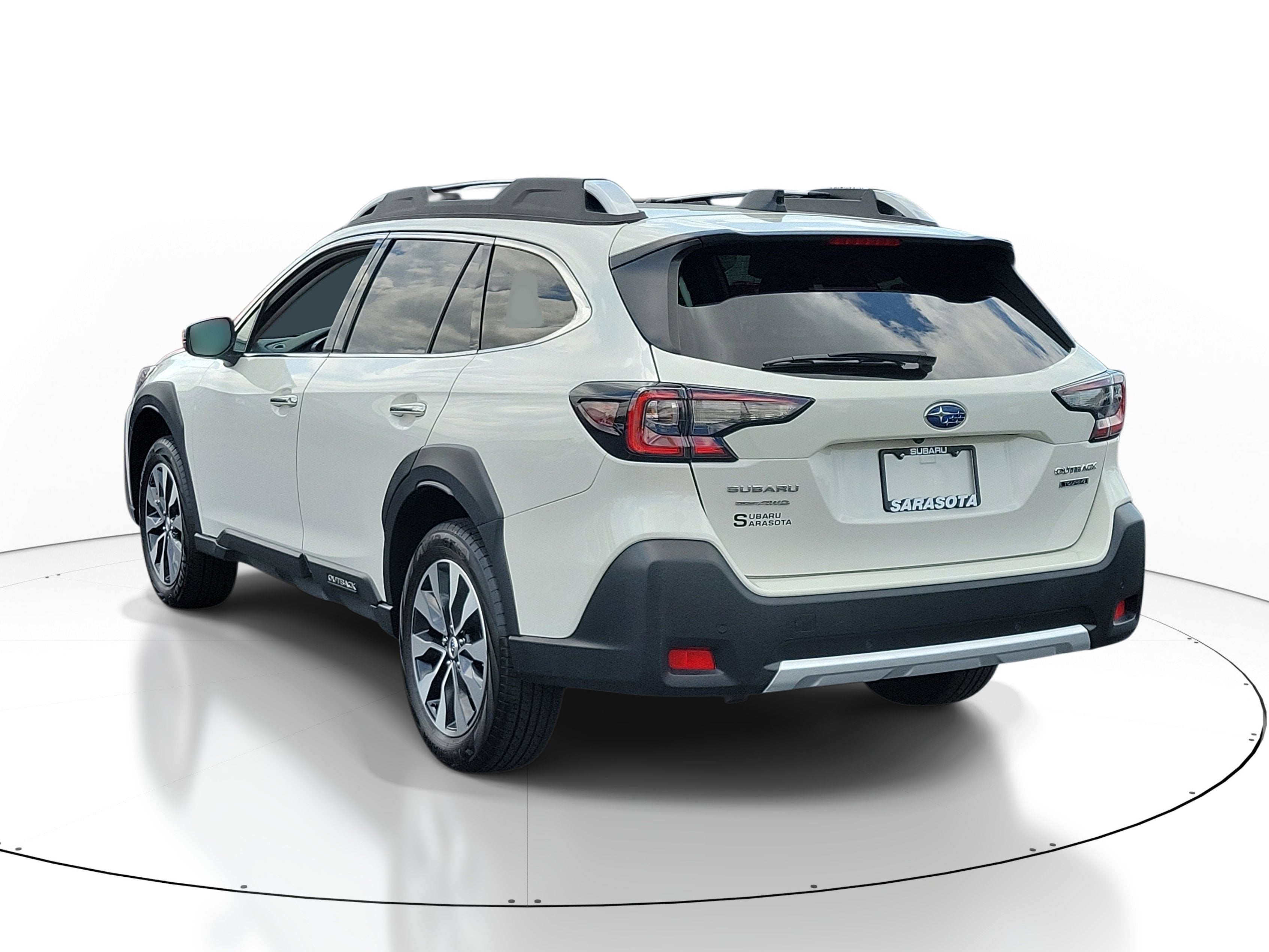2023 Subaru Outback Touring