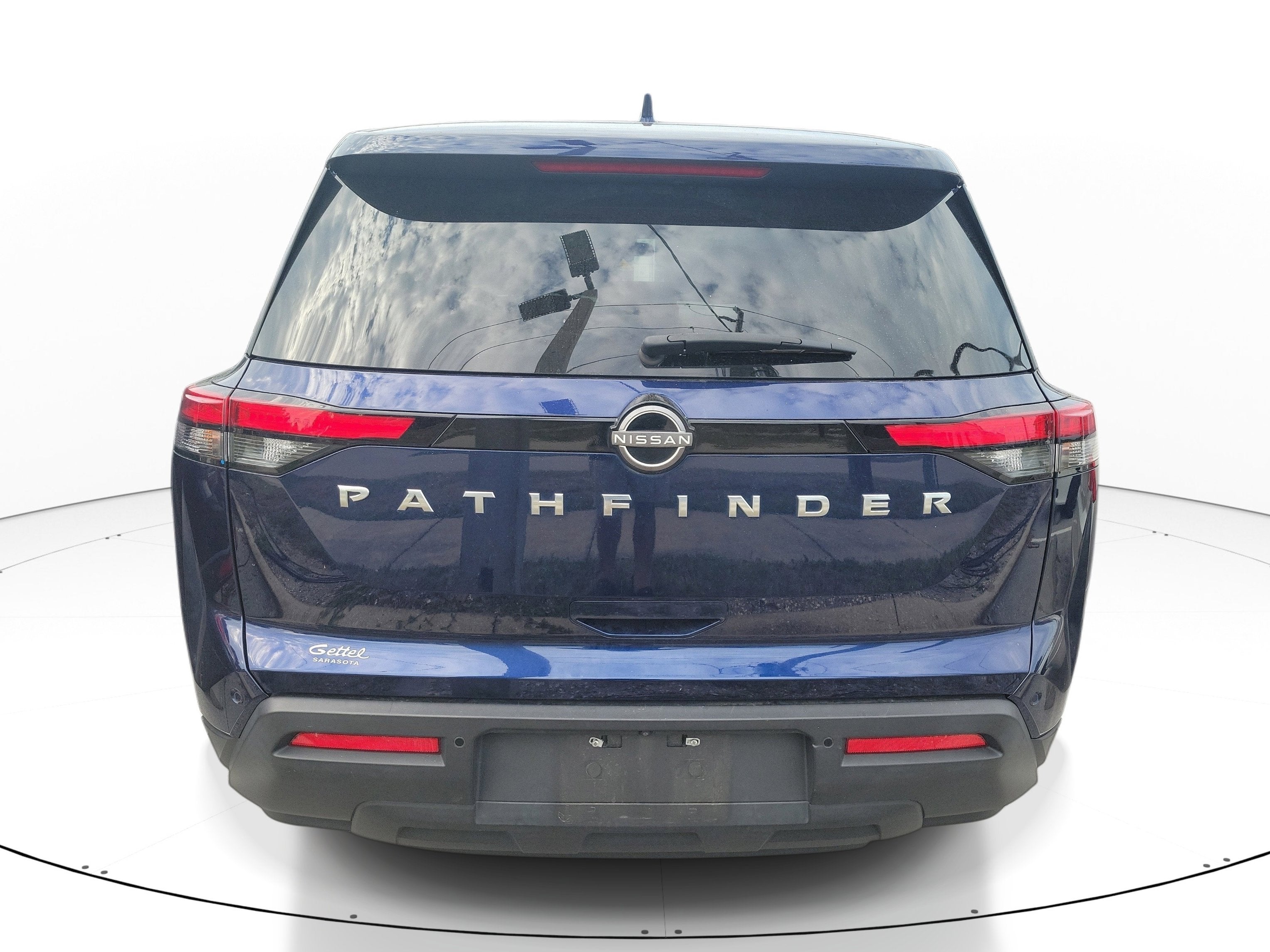 2022 Nissan Pathfinder S