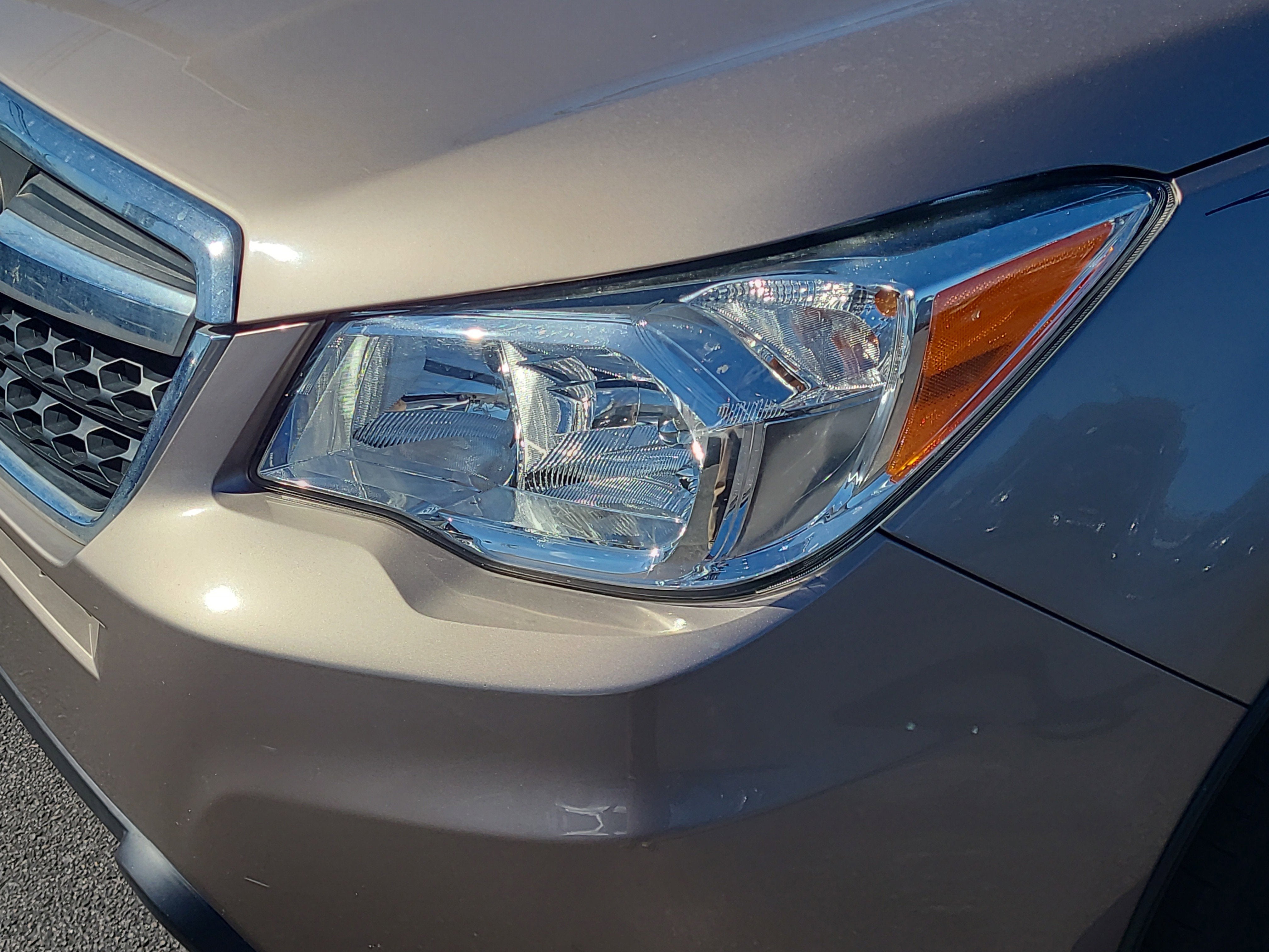 2016 Subaru Forester 2.5i