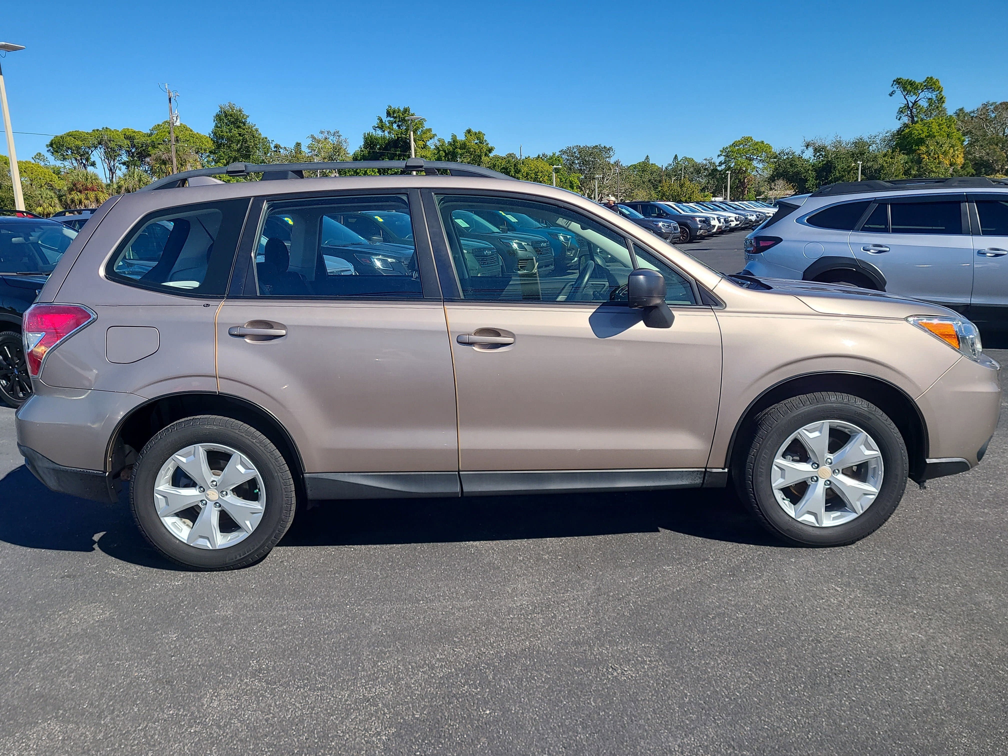 2016 Subaru Forester 2.5i