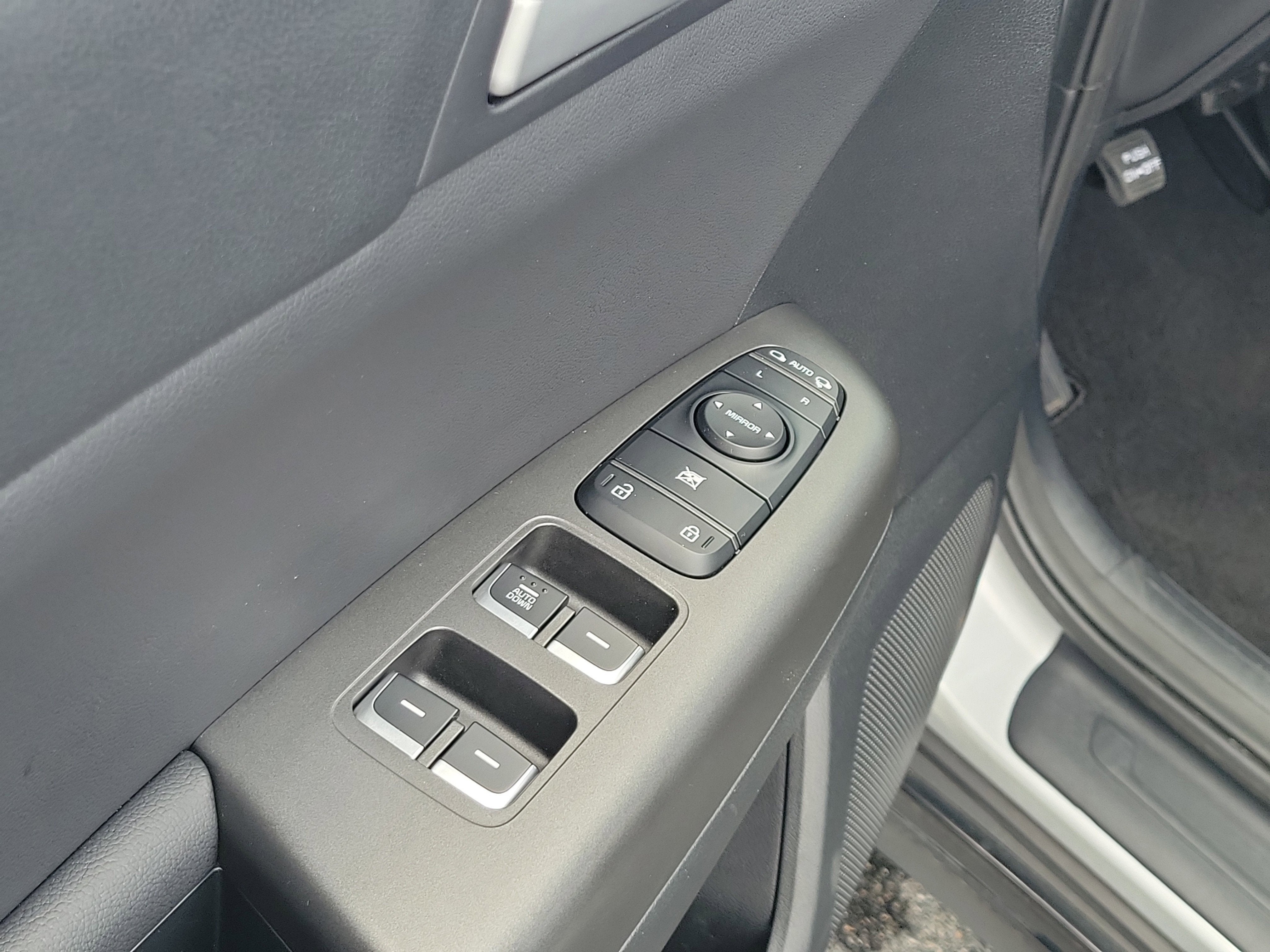 2022 Kia Sportage Nightfall