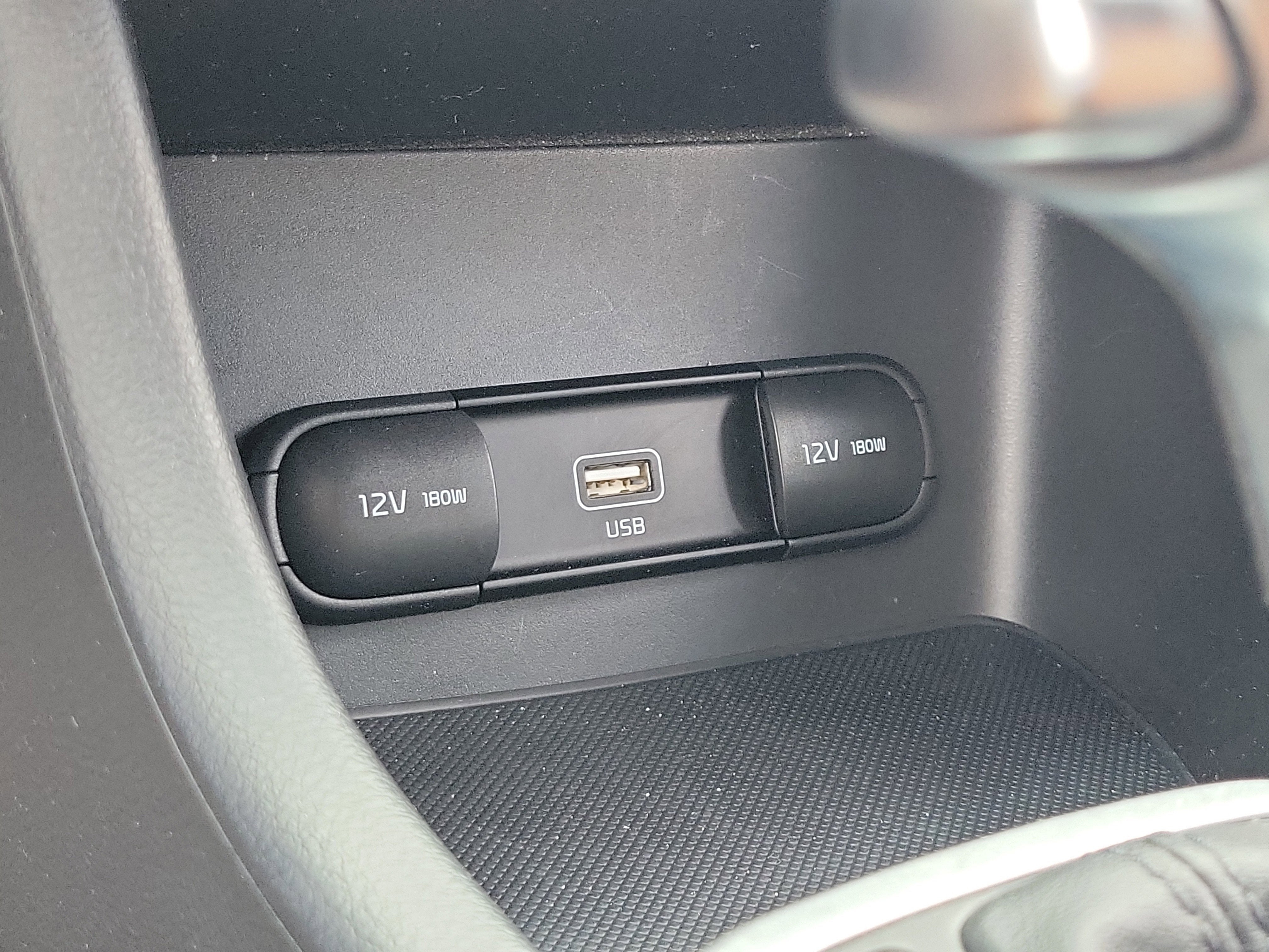 2022 Kia Sportage Nightfall