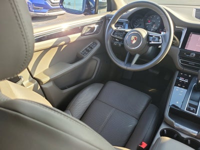 2025 Porsche Macan T