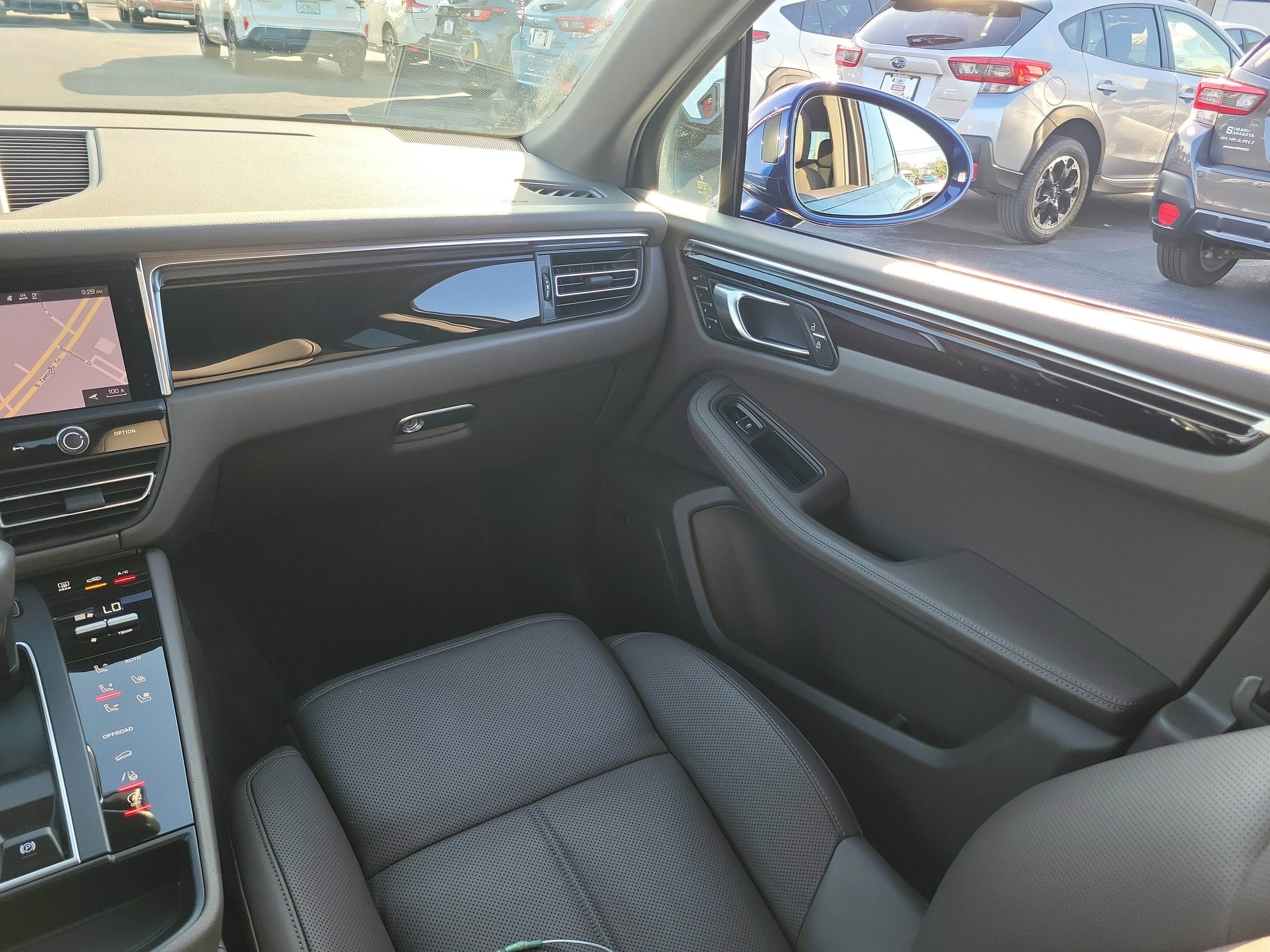 2025 Porsche Macan T