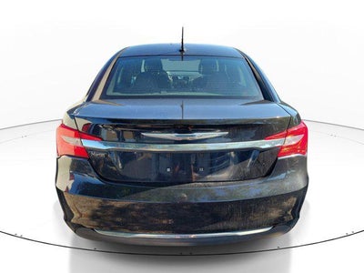 2013 Chrysler 200 Touring