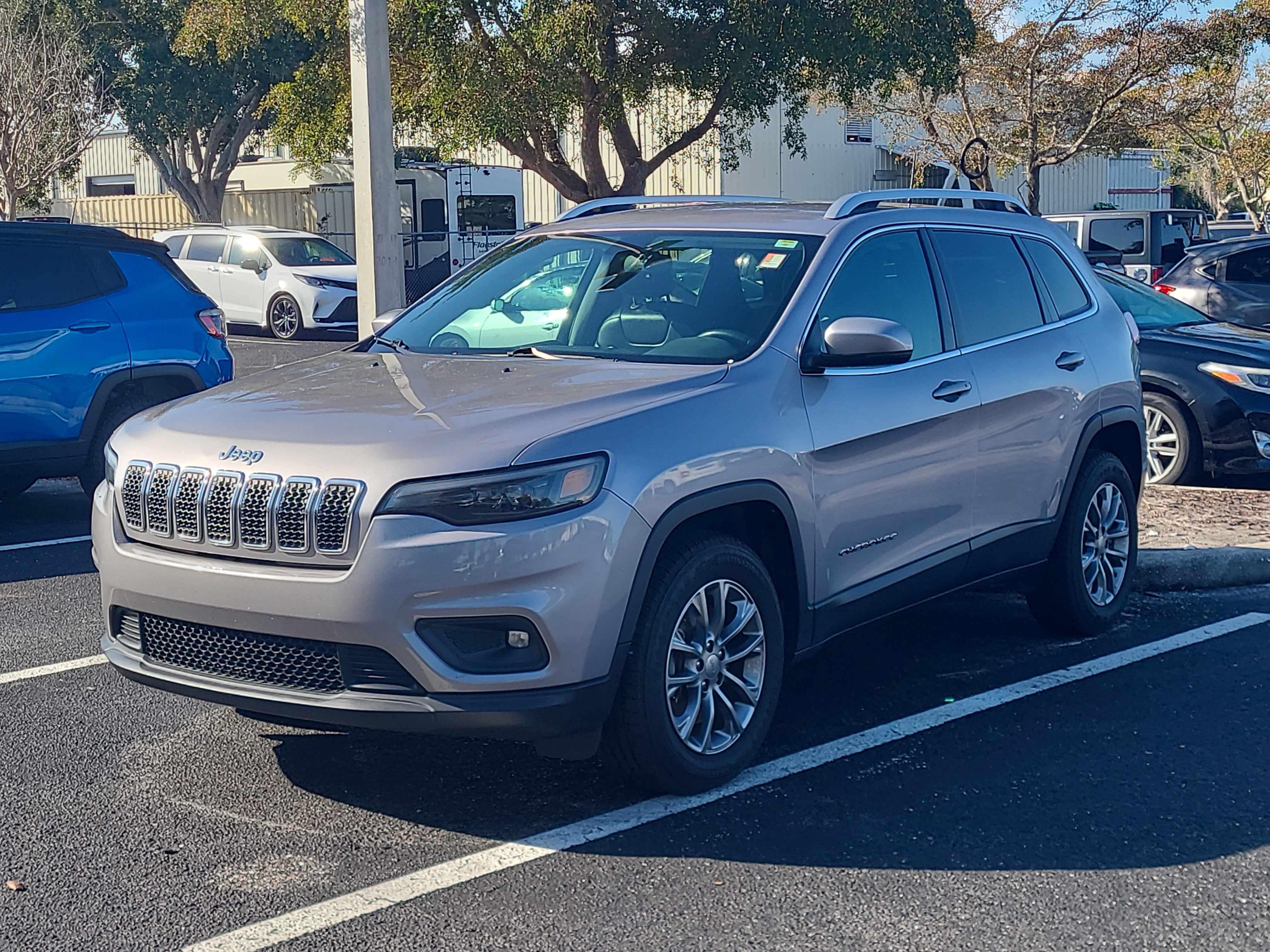 2019 Jeep Cherokee Latitude Plus
