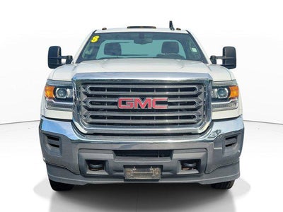 2018 GMC Sierra 3500HD 2WD Reg Cab 137.5" WB, 59.06" CA
