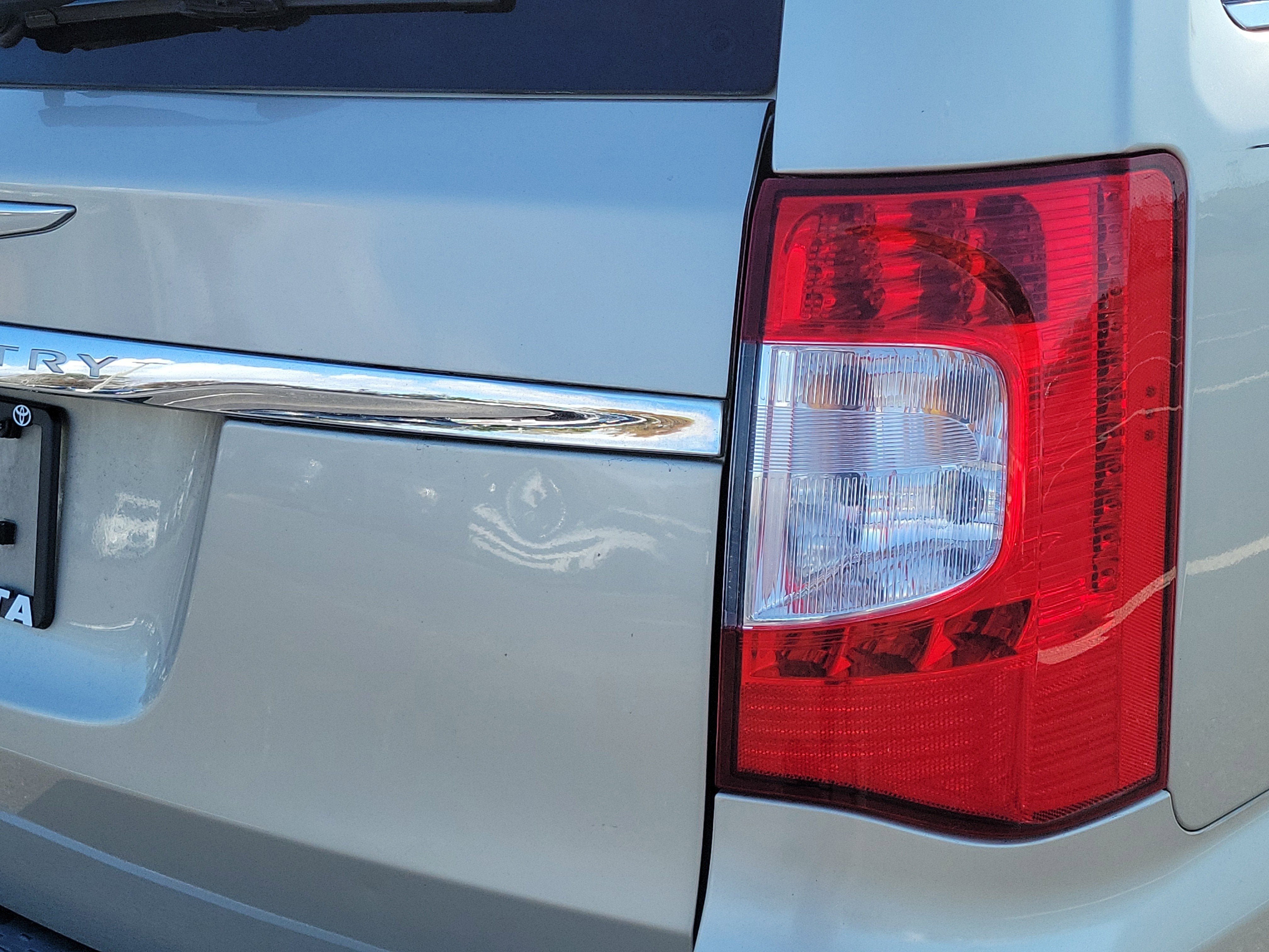 2013 Chrysler Town & Country Touring