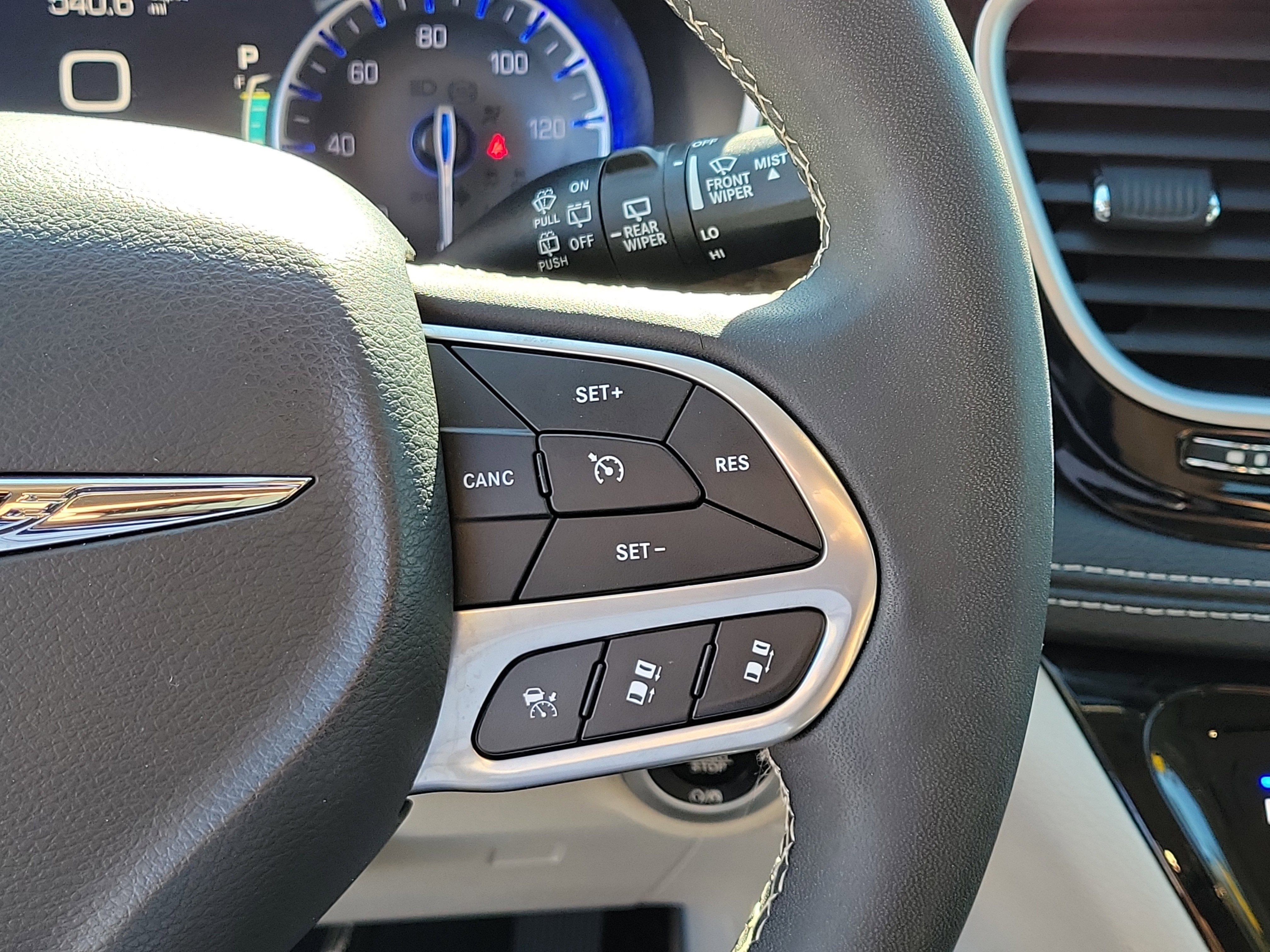 2024 Chrysler Pacifica Limited