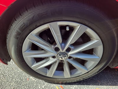 2019 Volkswagen Beetle Convertible 2.0T SE