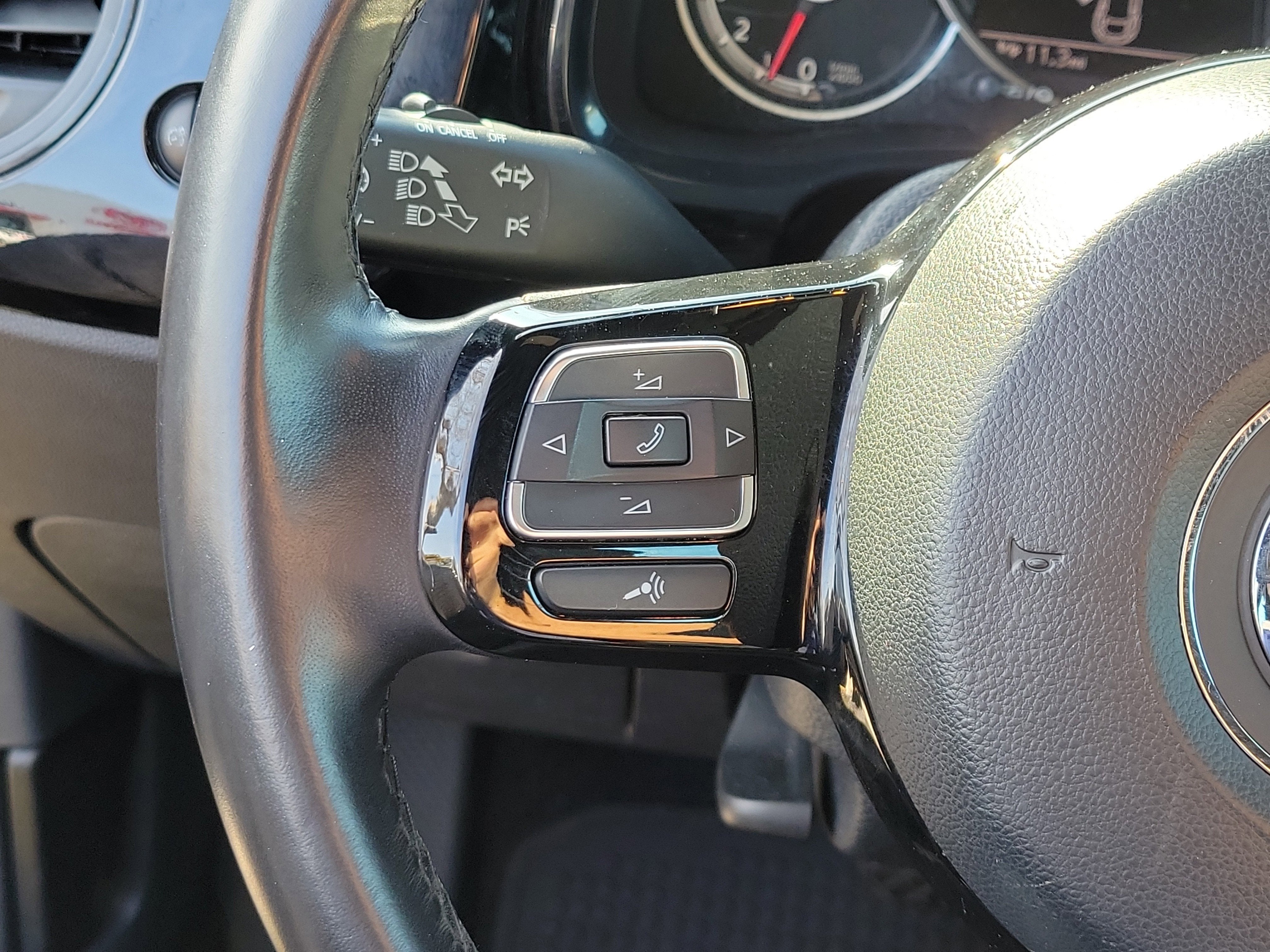 2018 Volkswagen Beetle 2.0T S