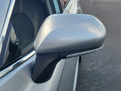 2020 Toyota Camry Hybrid XLE