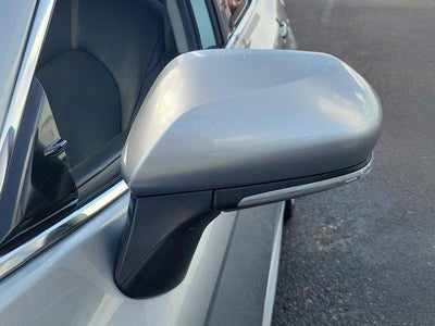 2020 Toyota Camry Hybrid XLE