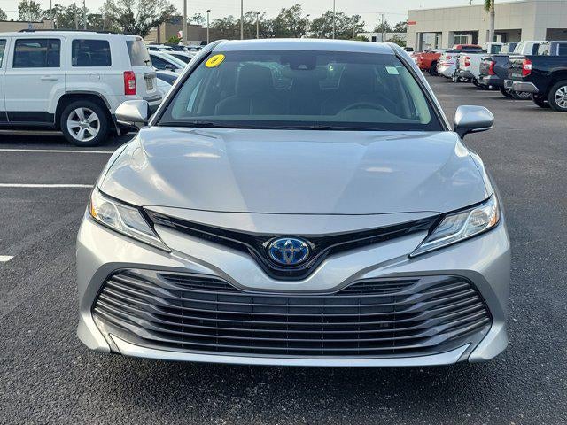 2020 Toyota Camry Hybrid XLE
