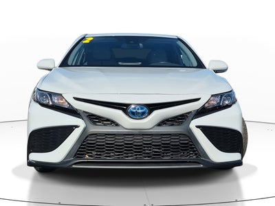 2022 Toyota Camry Hybrid SE