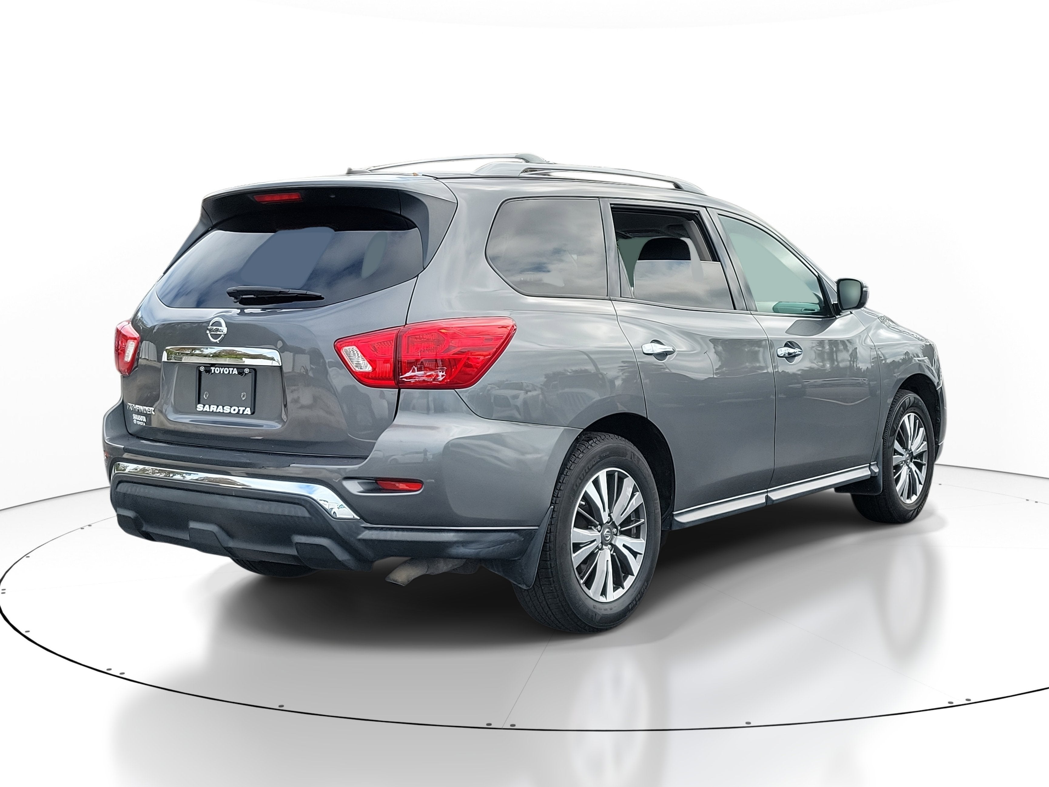 2018 Nissan Pathfinder S