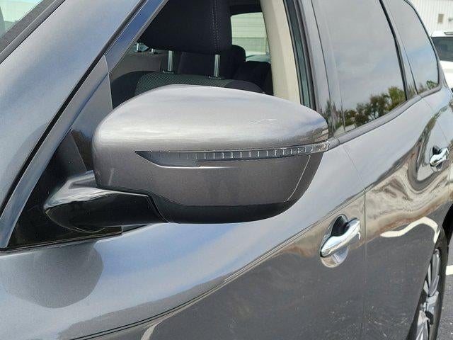 2018 Nissan Pathfinder S