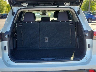 2022 Toyota Highlander L