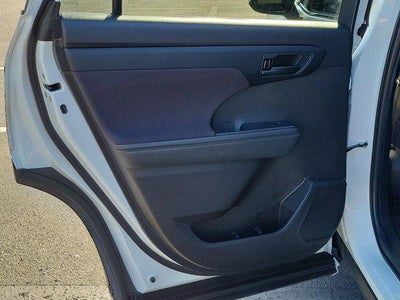 2022 Toyota Highlander L