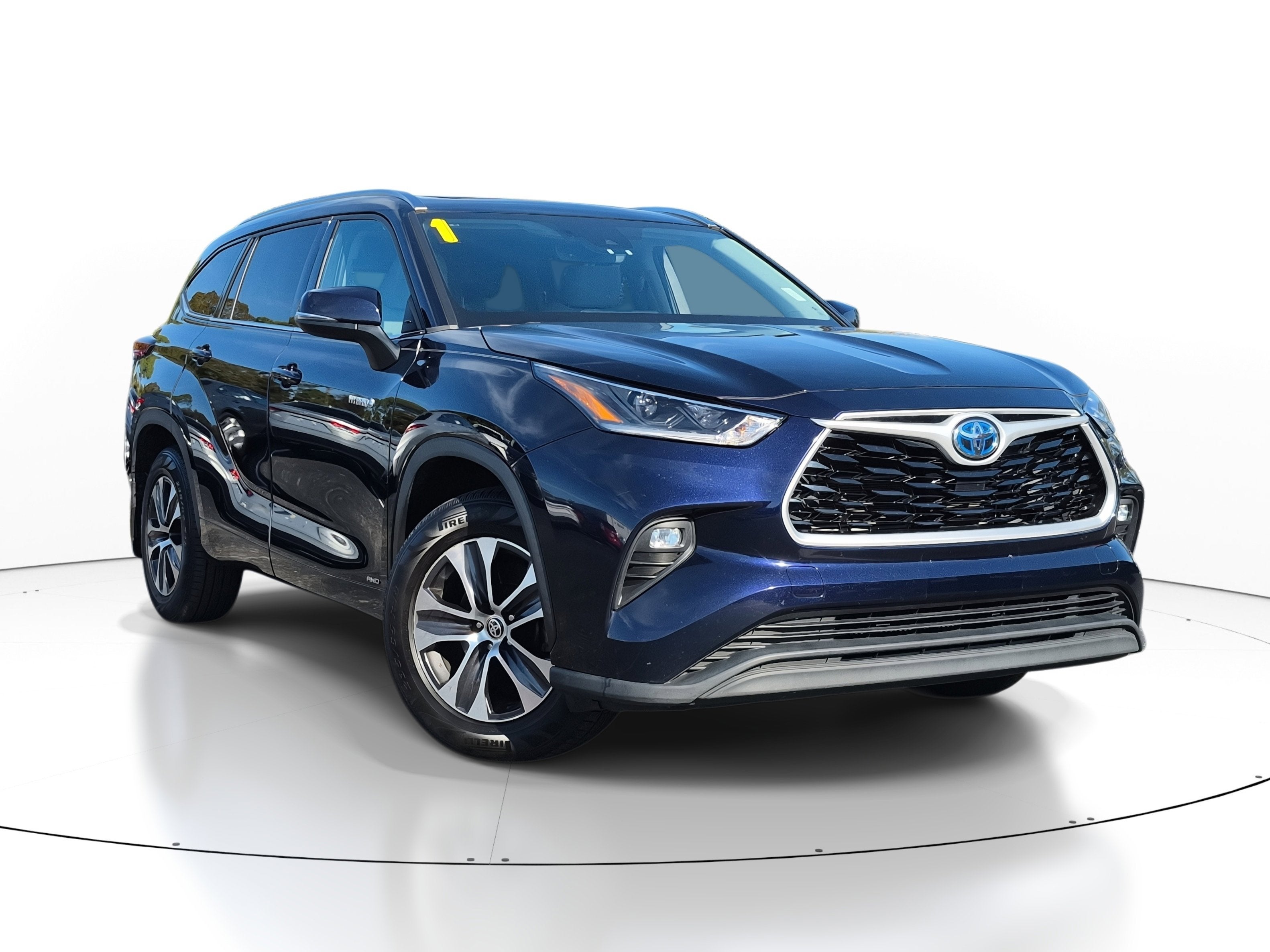 2021 Toyota Highlander Hybrid XLE