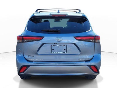 2023 Toyota Highlander Platinum