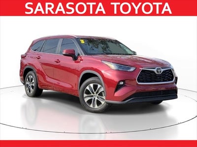 2023 Toyota Highlander XLE