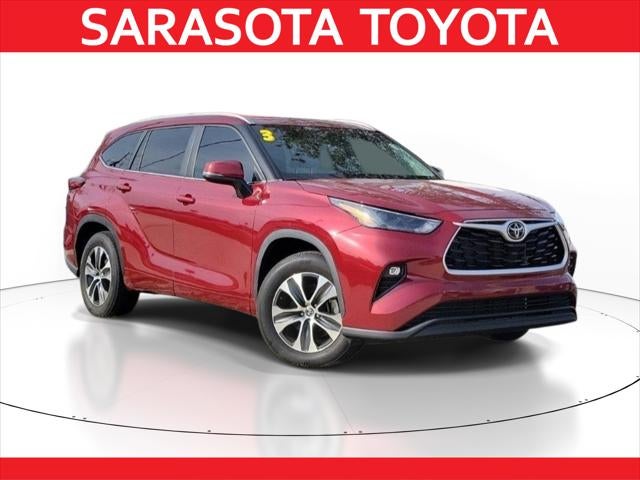 2023 Toyota Highlander XLE