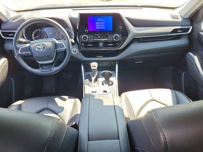 2023 Toyota Highlander XLE