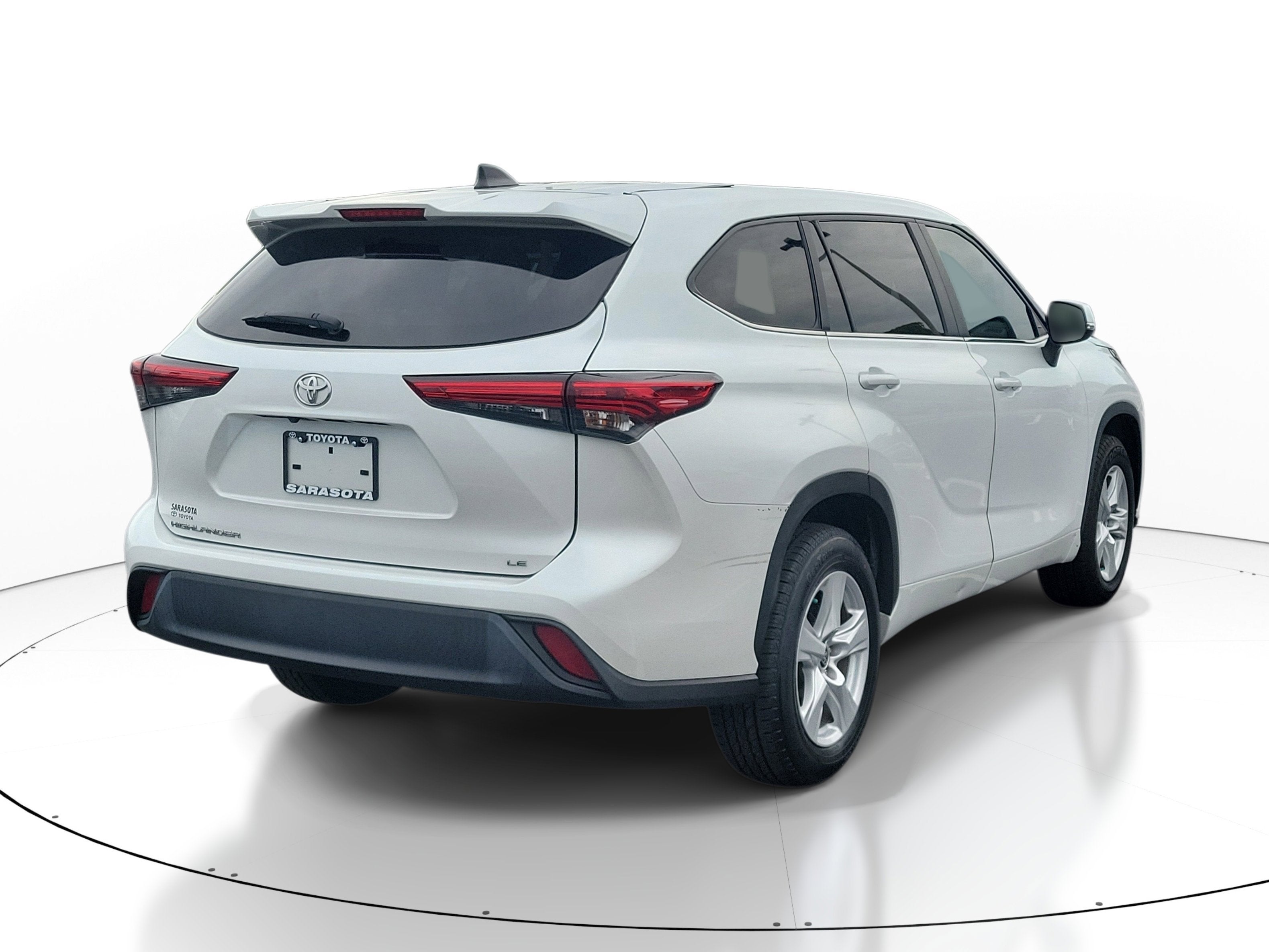 2023 Toyota Highlander LE