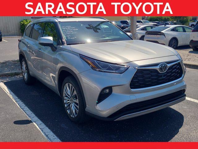 2023 Toyota Highlander Platinum