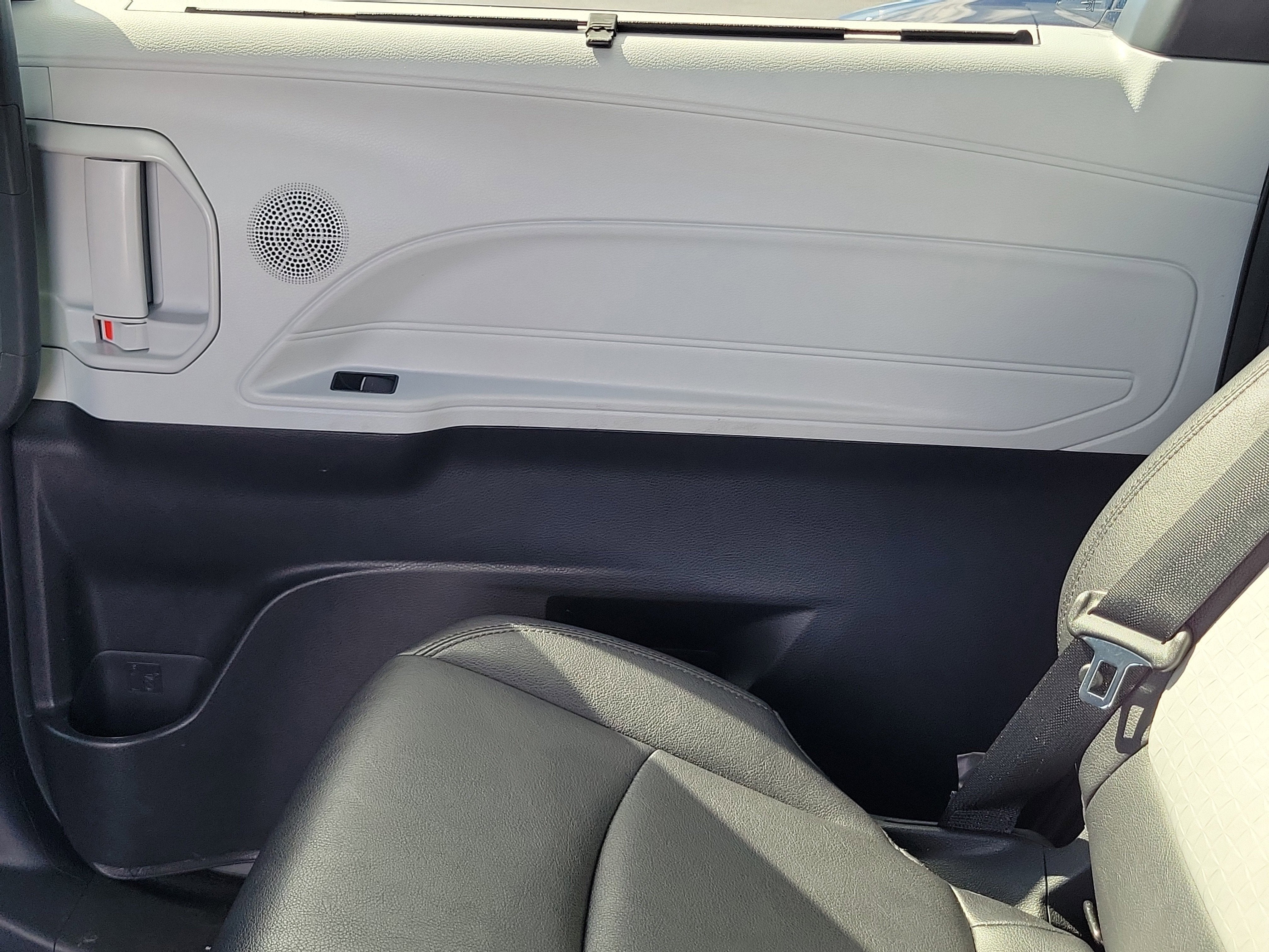 2025 Toyota Sienna XSE