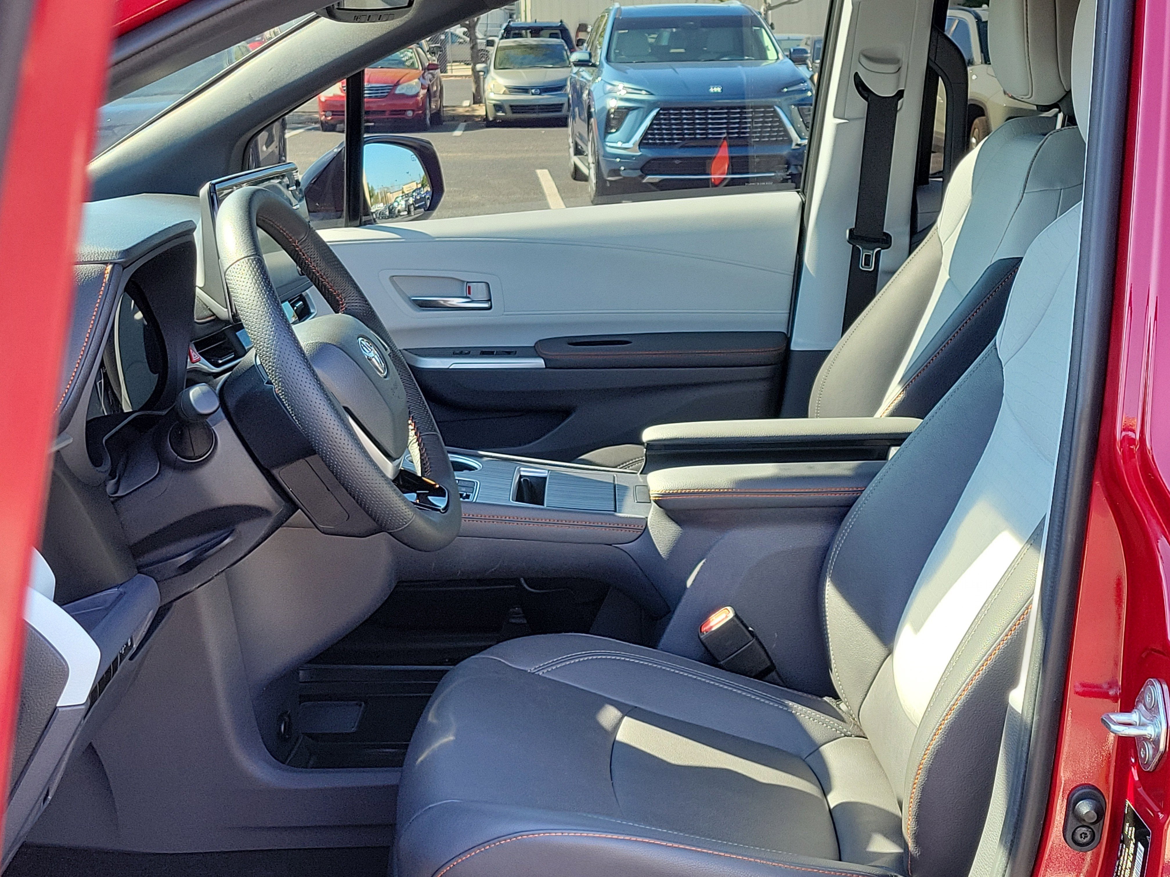 2023 Toyota Sienna XSE