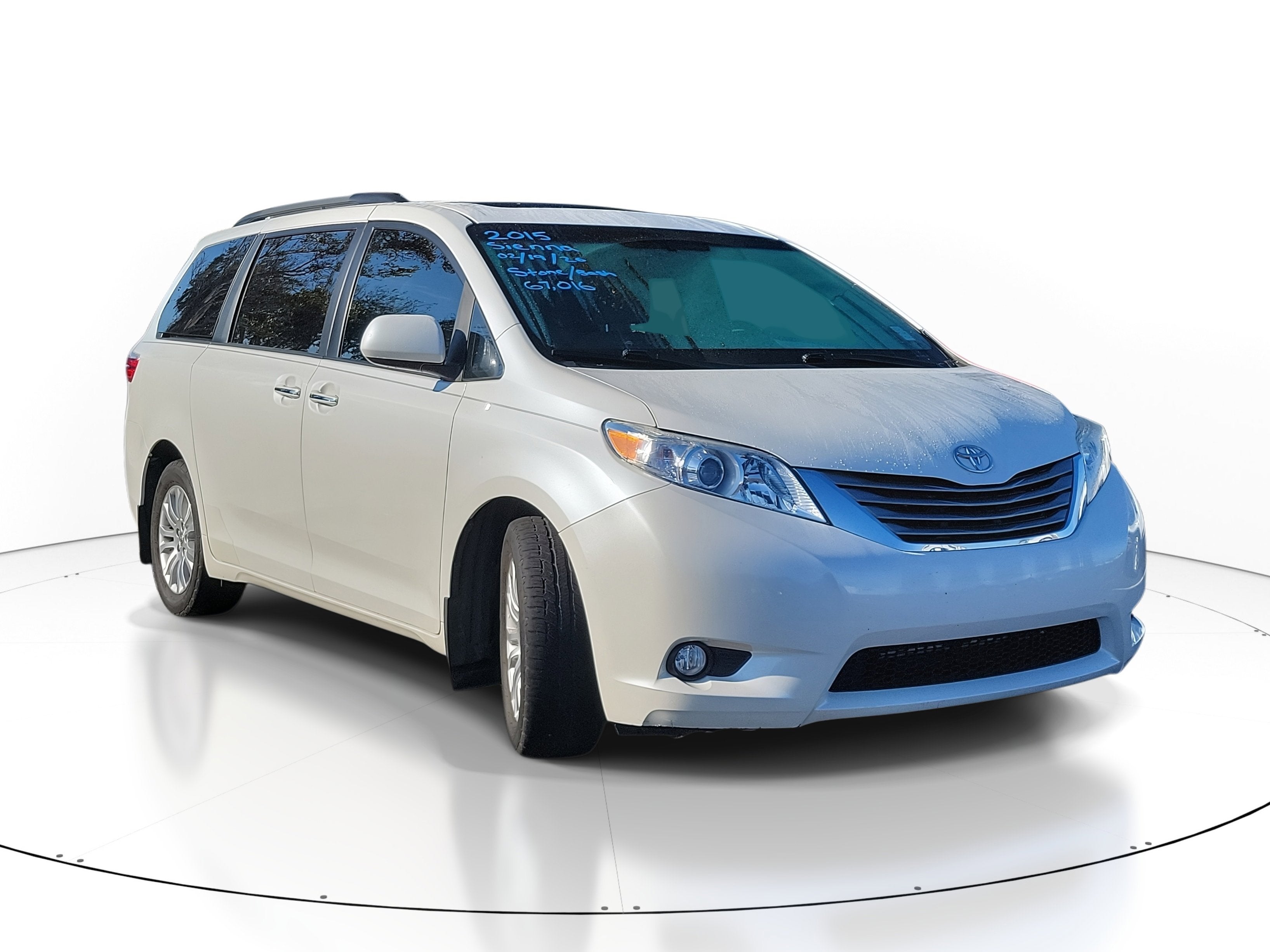 2015 Toyota Sienna XLE