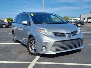 2020 Toyota Sienna XLE Premium