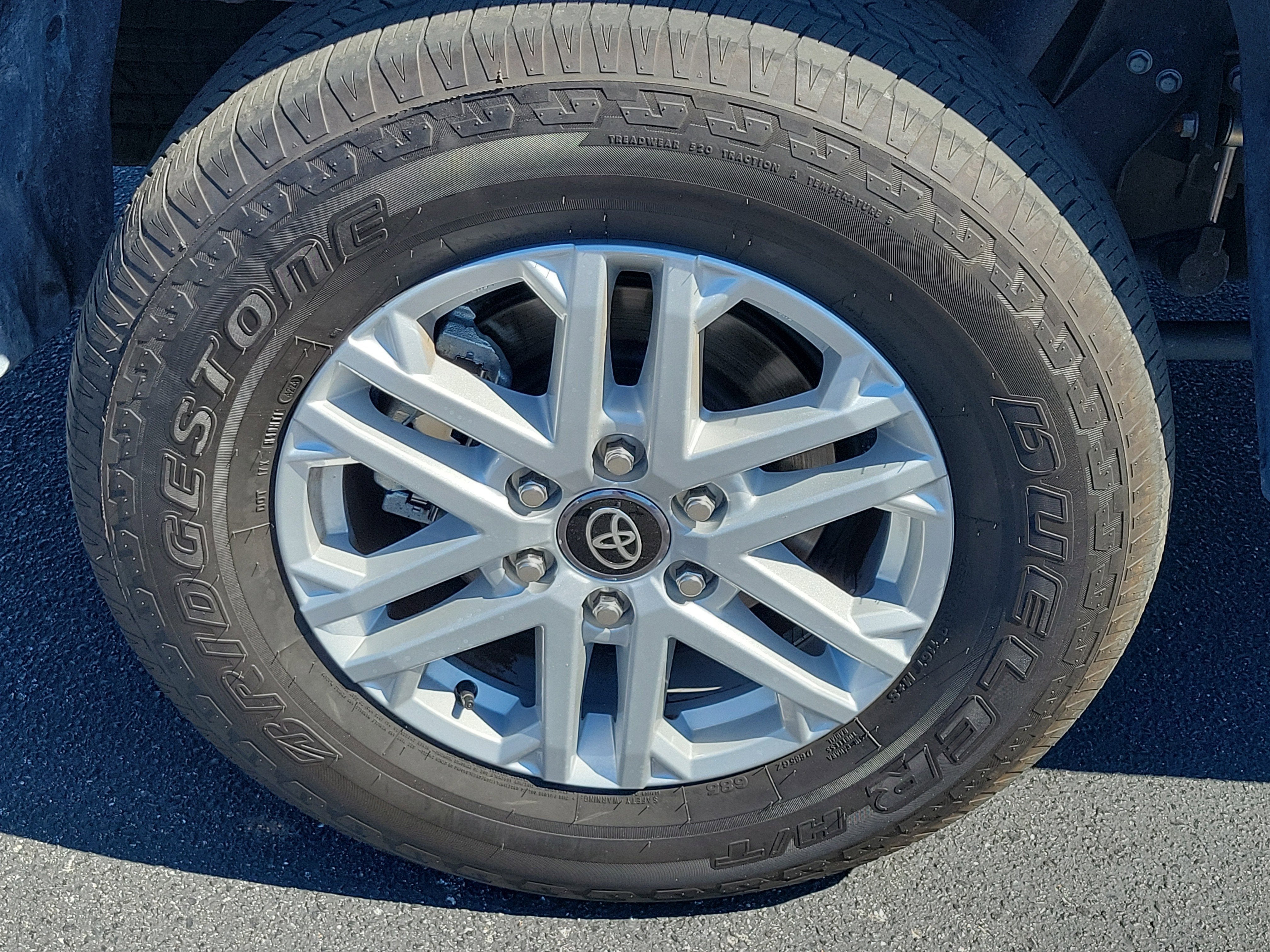 2025 Toyota Tundra SR5