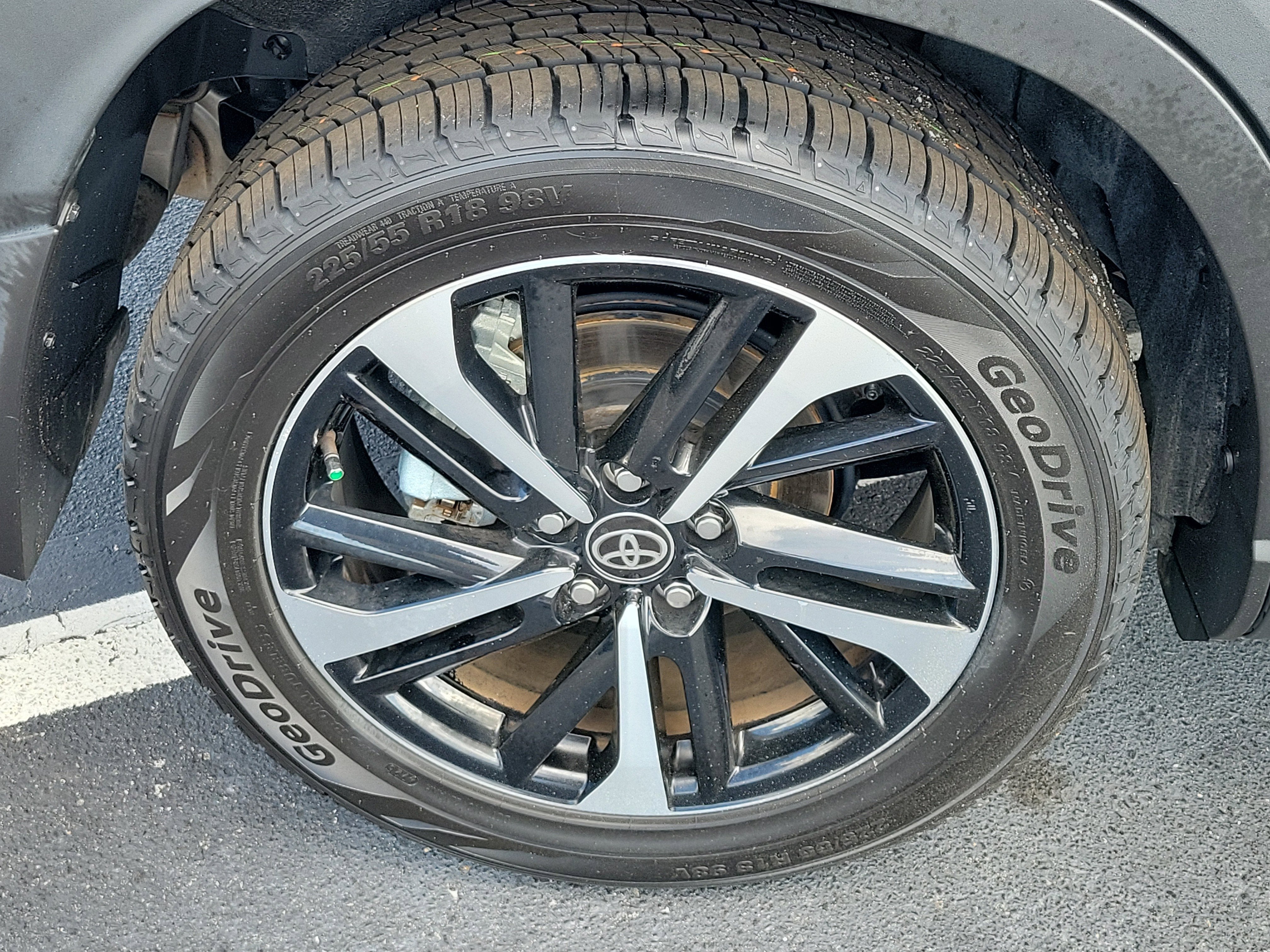 2024 Toyota Corolla Cross Hybrid XSE