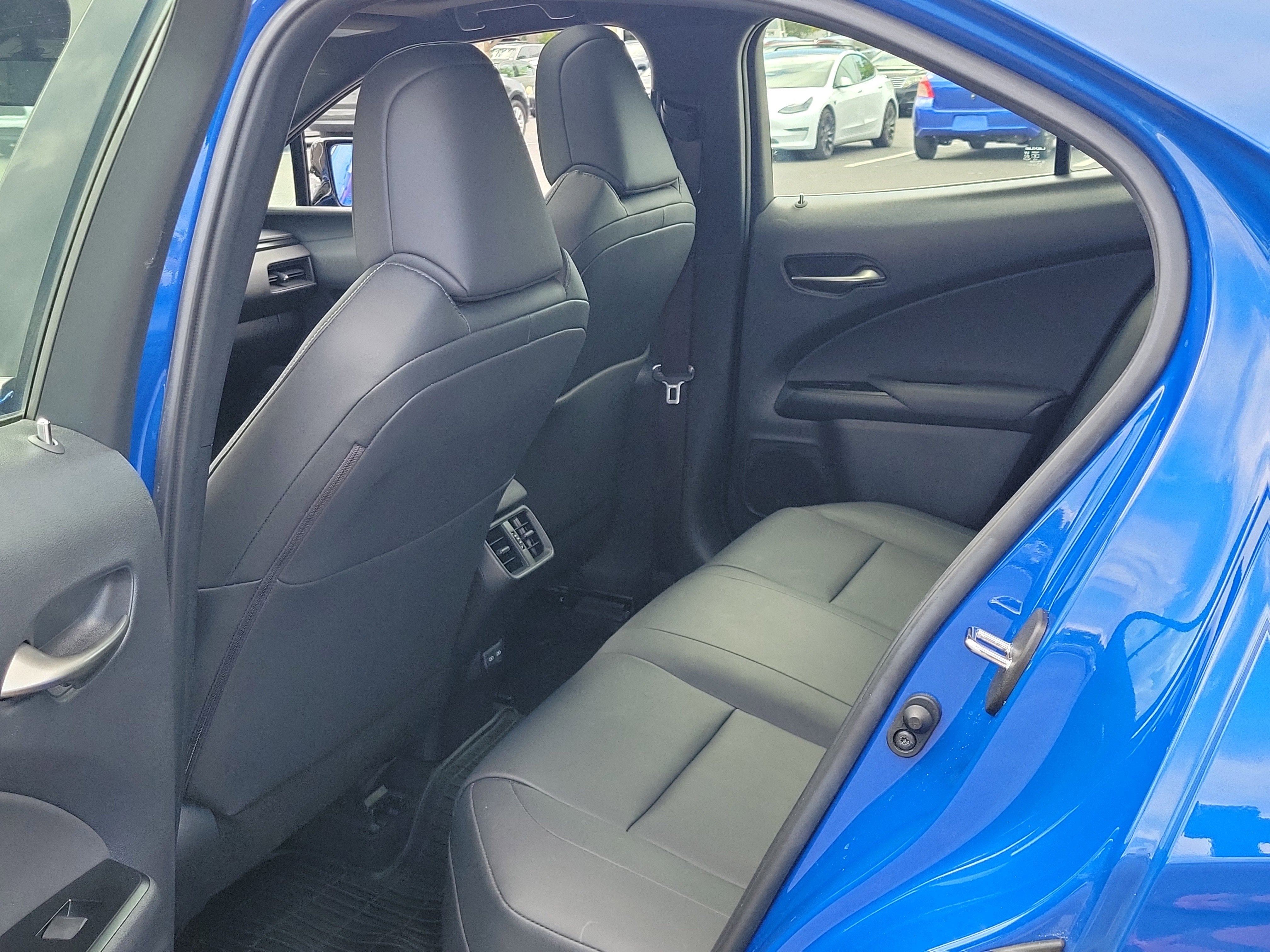 2022 Lexus UX 200 Base