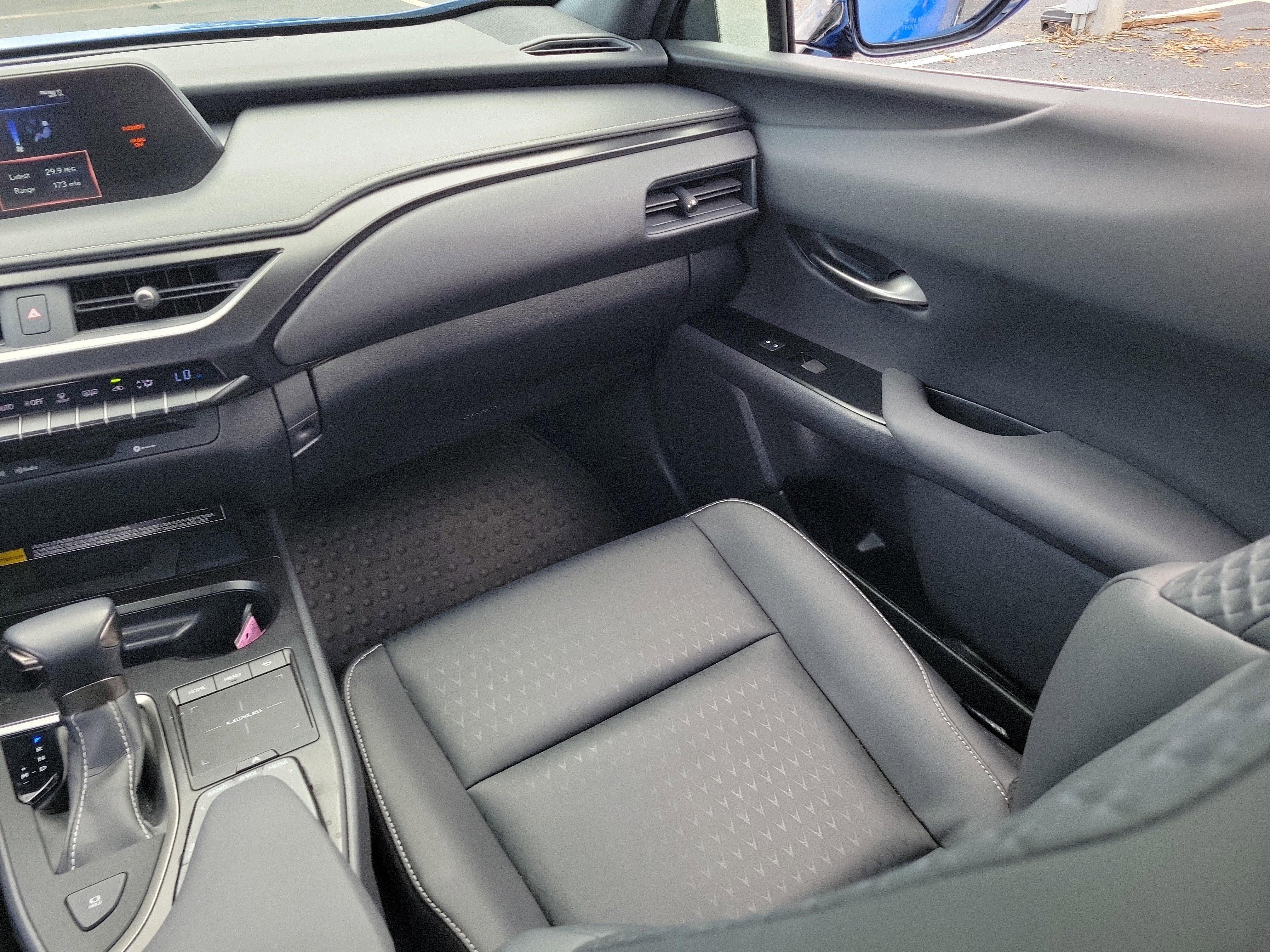2022 Lexus UX 200 Base